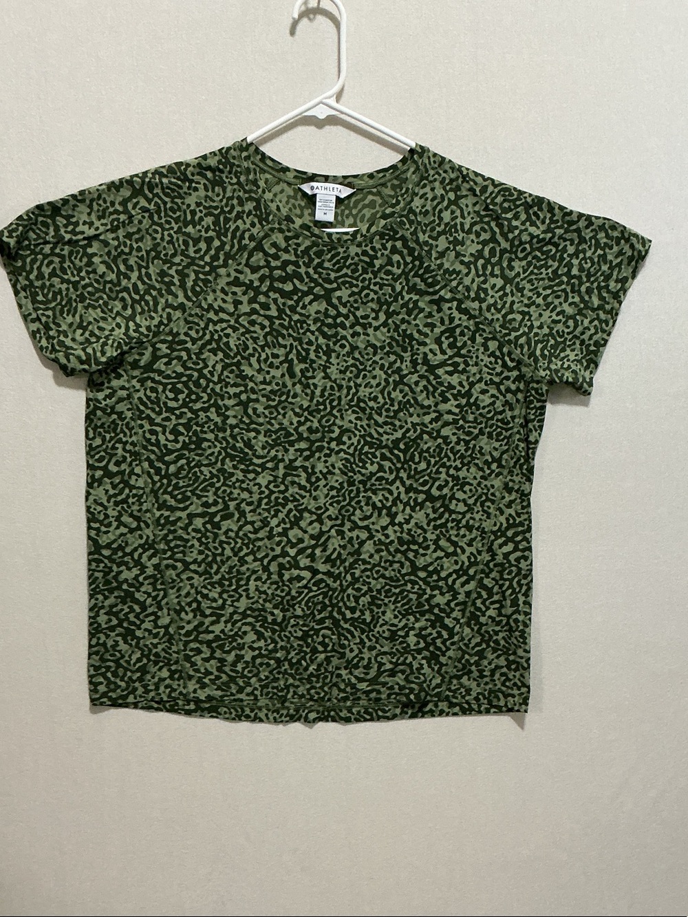 Athleta Olive Green Camo-Pattern Short Sleeve Tee